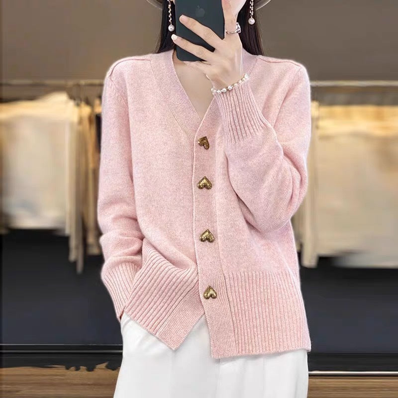 Heart-shaped button cardigan