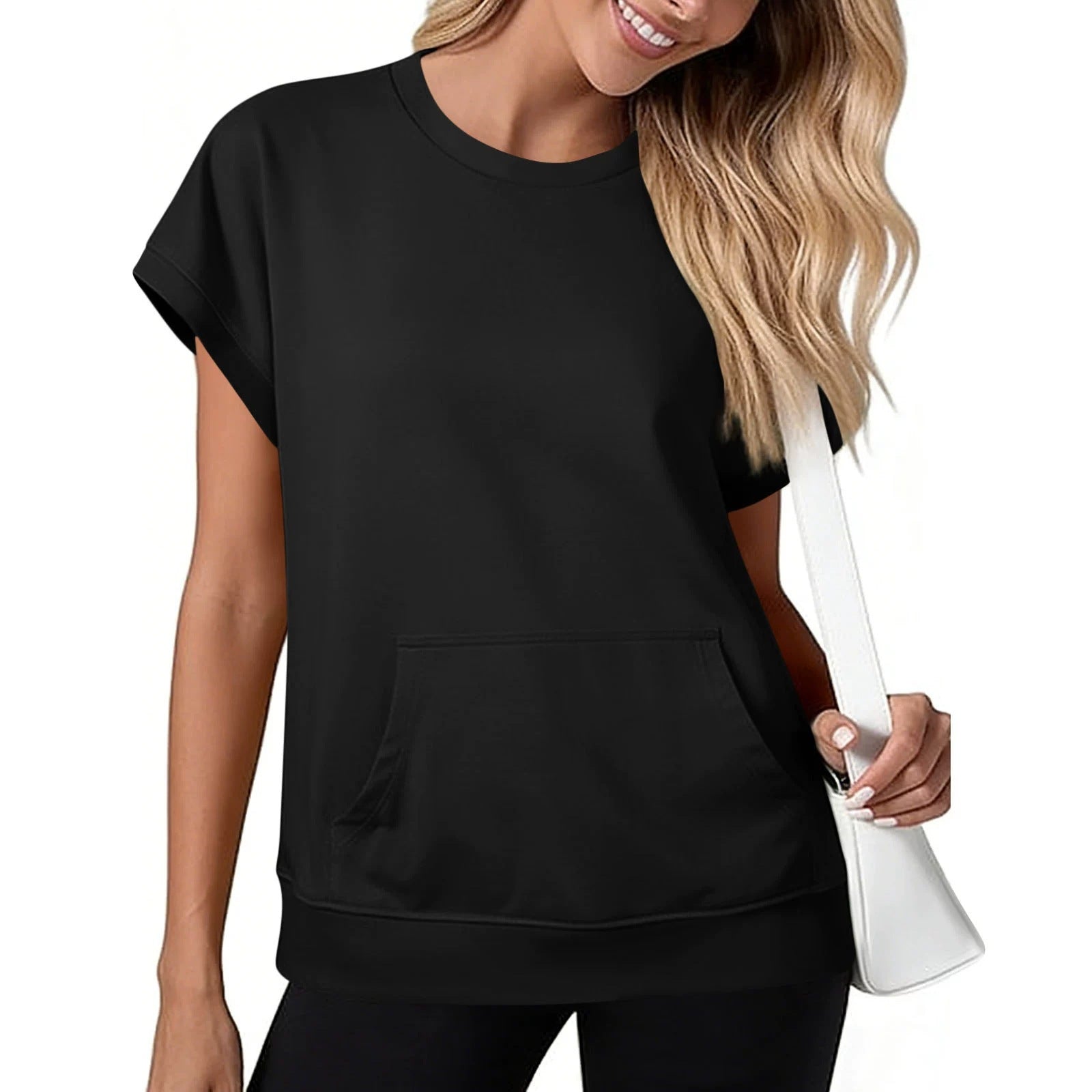 Loose-fitting solid color short-sleeved top with pockets