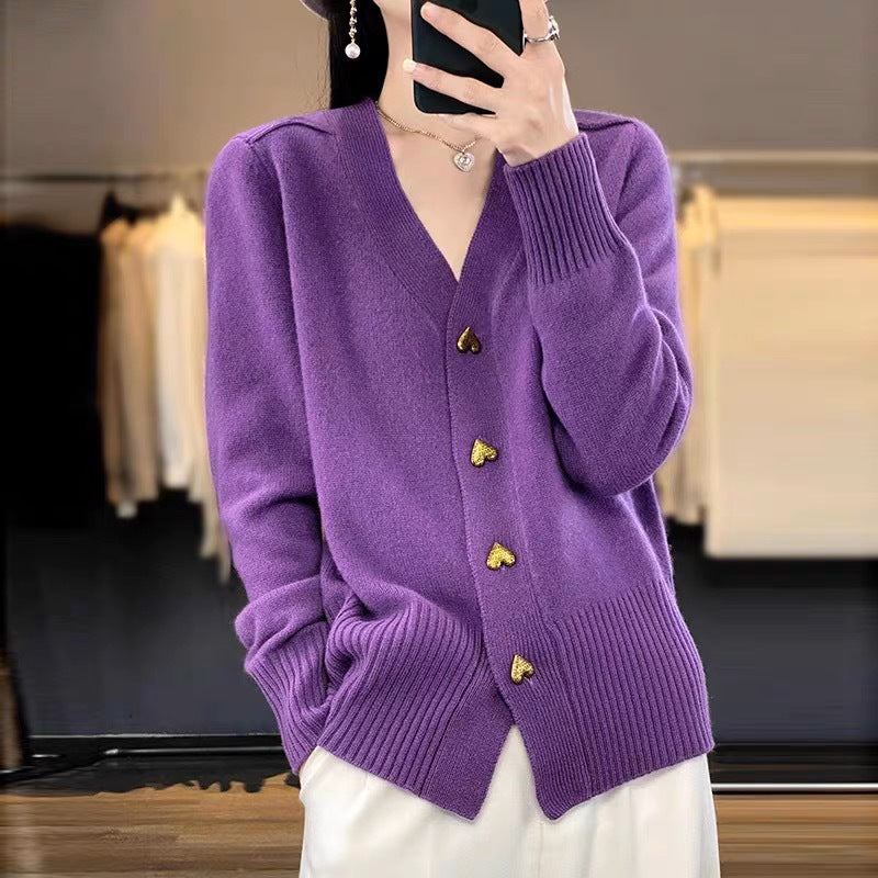 Heart-shaped button cardigan