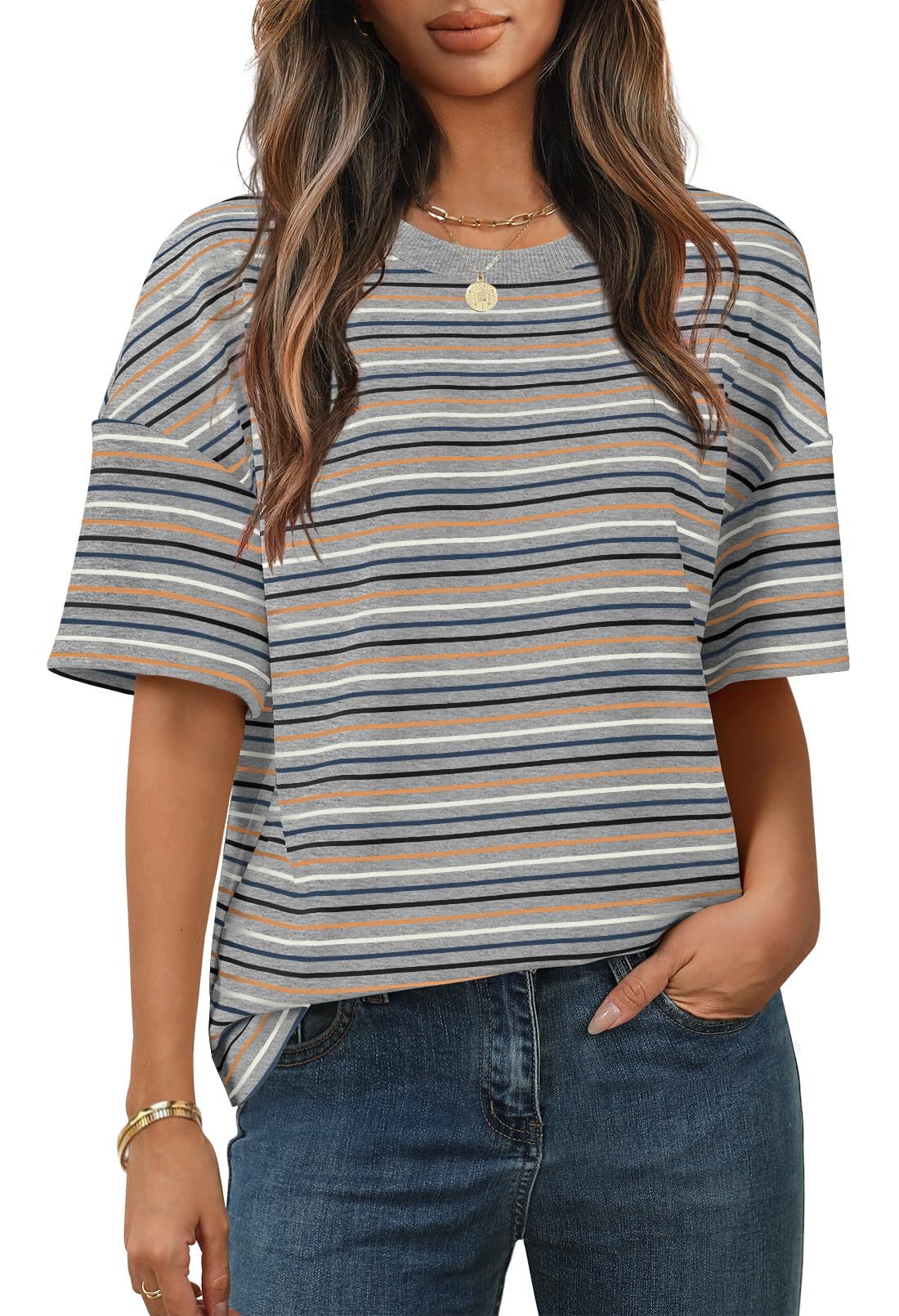 Stylish, casual, versatile, and comfortable short-sleeved crew neck T-shirt